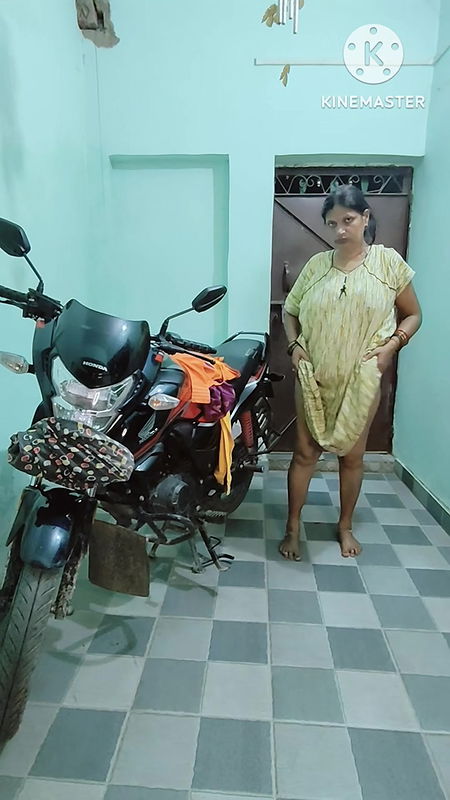 Bhabhi’s Sexy Stepmother Fucked on Bike