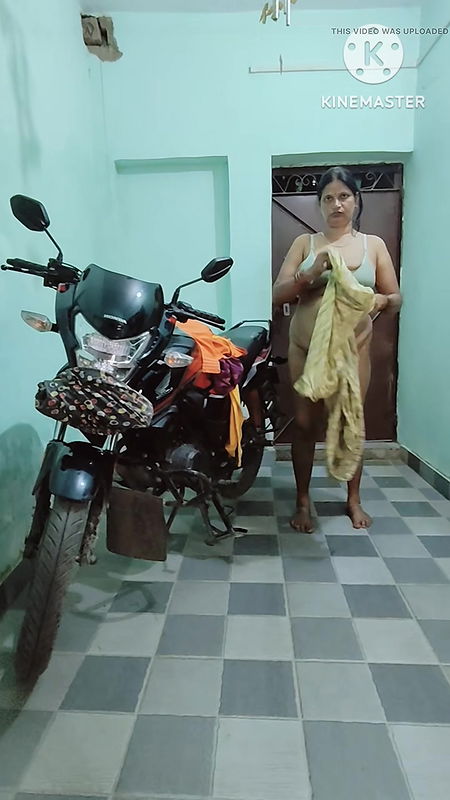 Bhabhi’s Sexy Stepmother Fucked on Bike