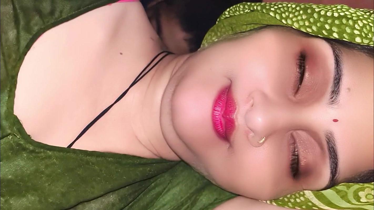 My Stepsister Invited Me for Sex When She Alone Her Bedroom, Uncle Hindi Sex Video in Hindi Voice