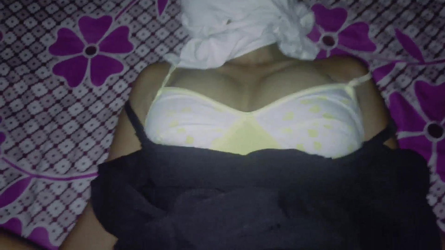 Indian Hot Lovely Dipti Hardcore Fucking Pussy Showing Boobs