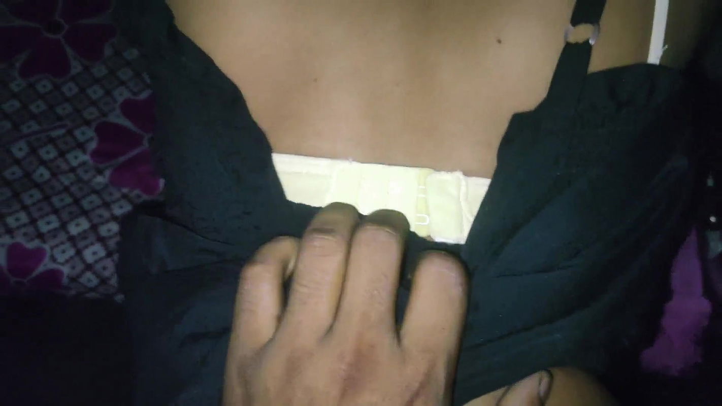 Indian Hot Lovely Dipti Hardcore Fucking Pussy Showing Boobs