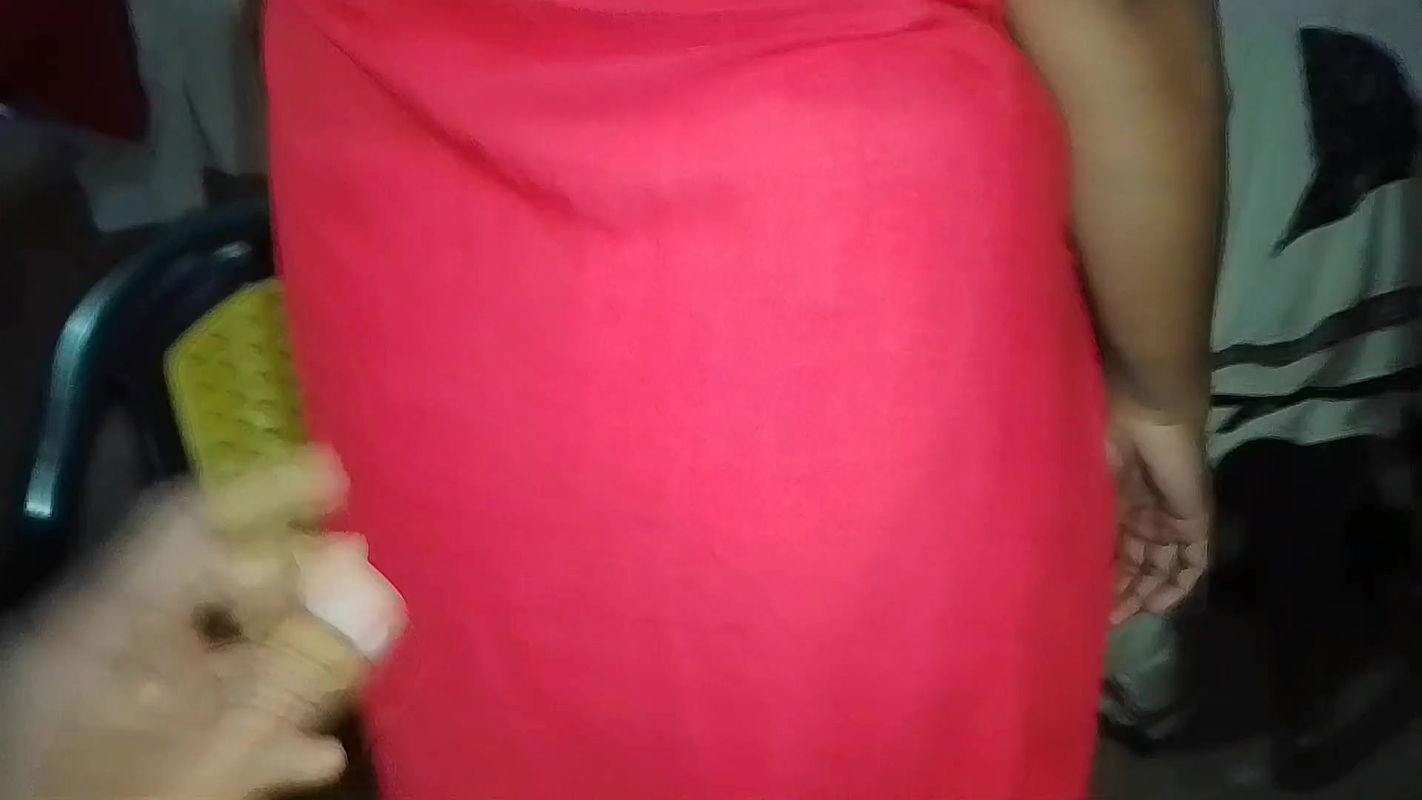 Mallu Girl Rubs Her Husband’s Penis and Squirts Milk