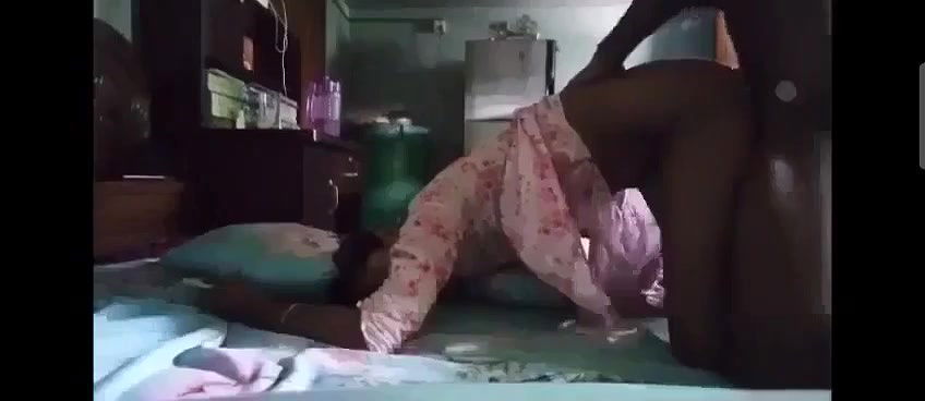 Desi couple first time anal