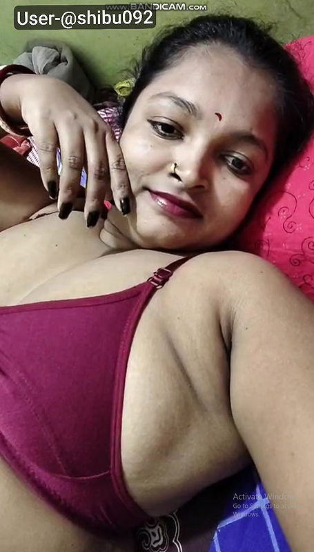 youtuber Acting queen