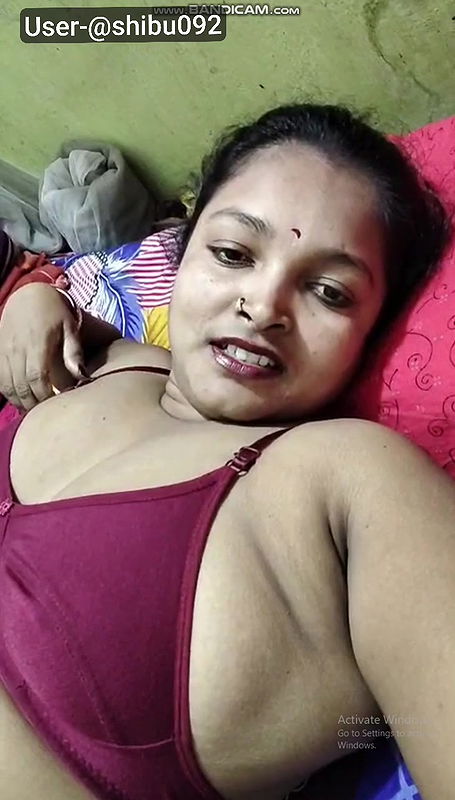 youtuber Acting queen