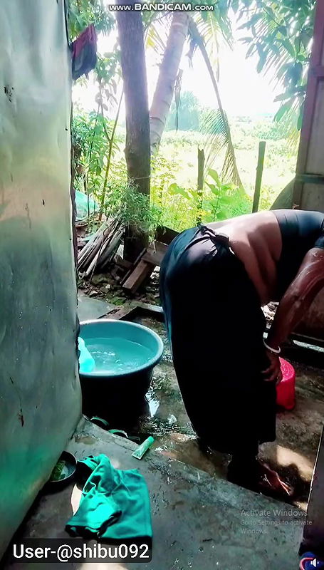 Youtuber Bathing vlogs