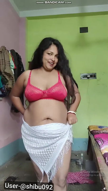 youtuber Mandira sarkar