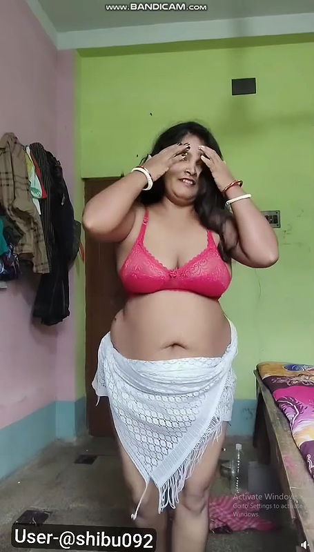 youtuber Mandira sarkar