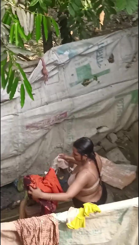 Outdoor bath bhabhi showing huge milk tankers