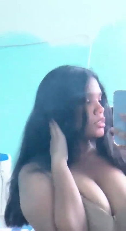 Hot sexy babe tease with her big dark nipple seduce in selfie