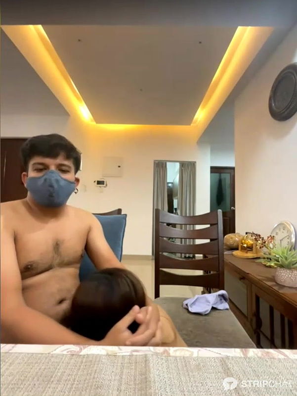 Love234567-stripchat-ticket-show