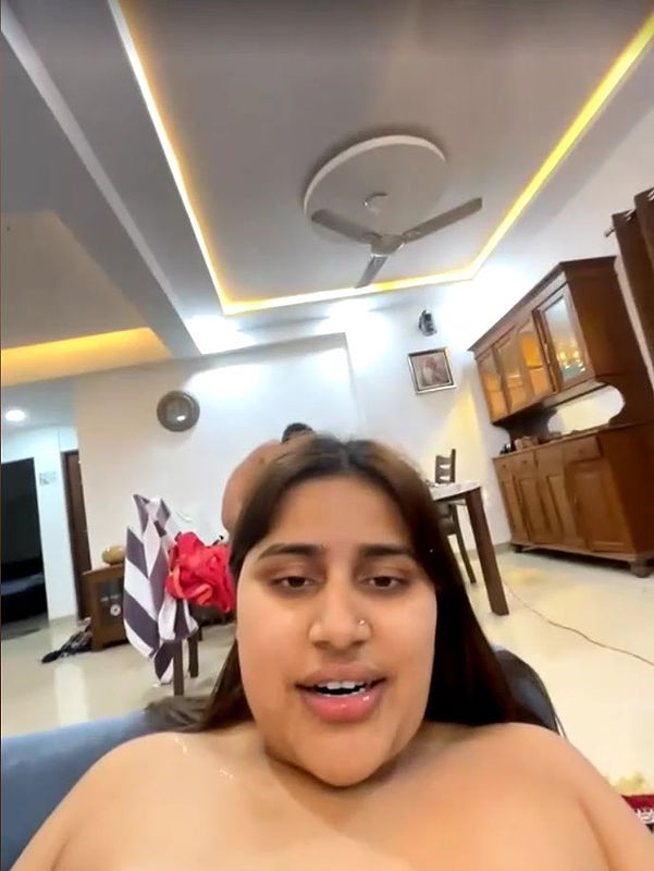 Love234567-stripchat-ticket-show