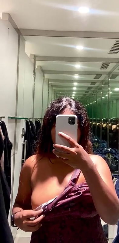 Desi gf mirror selfie with pressing hard her nipple