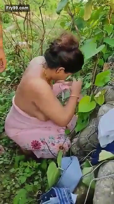 Assamese Bhabhi OutDoor Fucking With Lover Caught