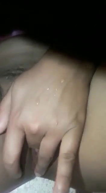 Cheating desi wife sending nude videos and fingring for lover 3 videos