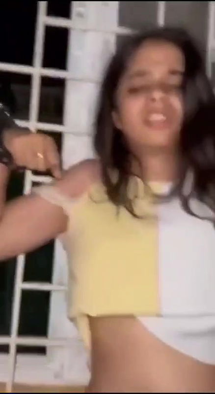 Desi gf in oyo having BDSM