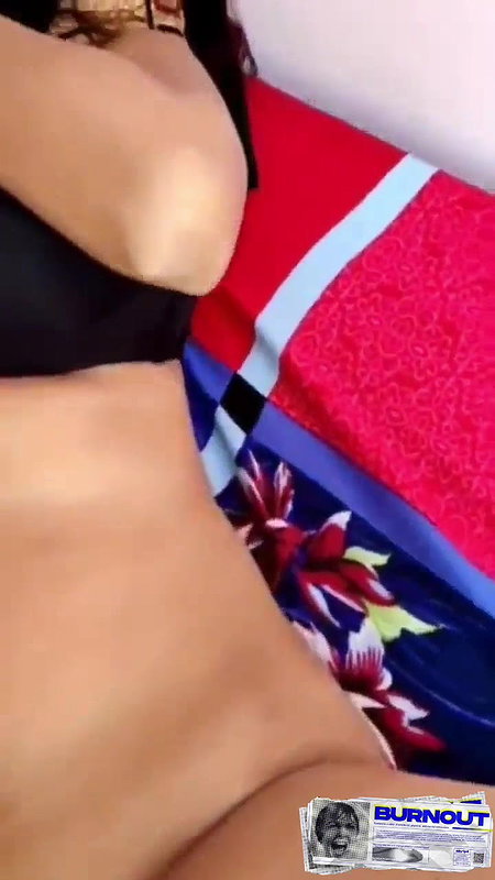 Indian desi girlfriend with lover in oyo