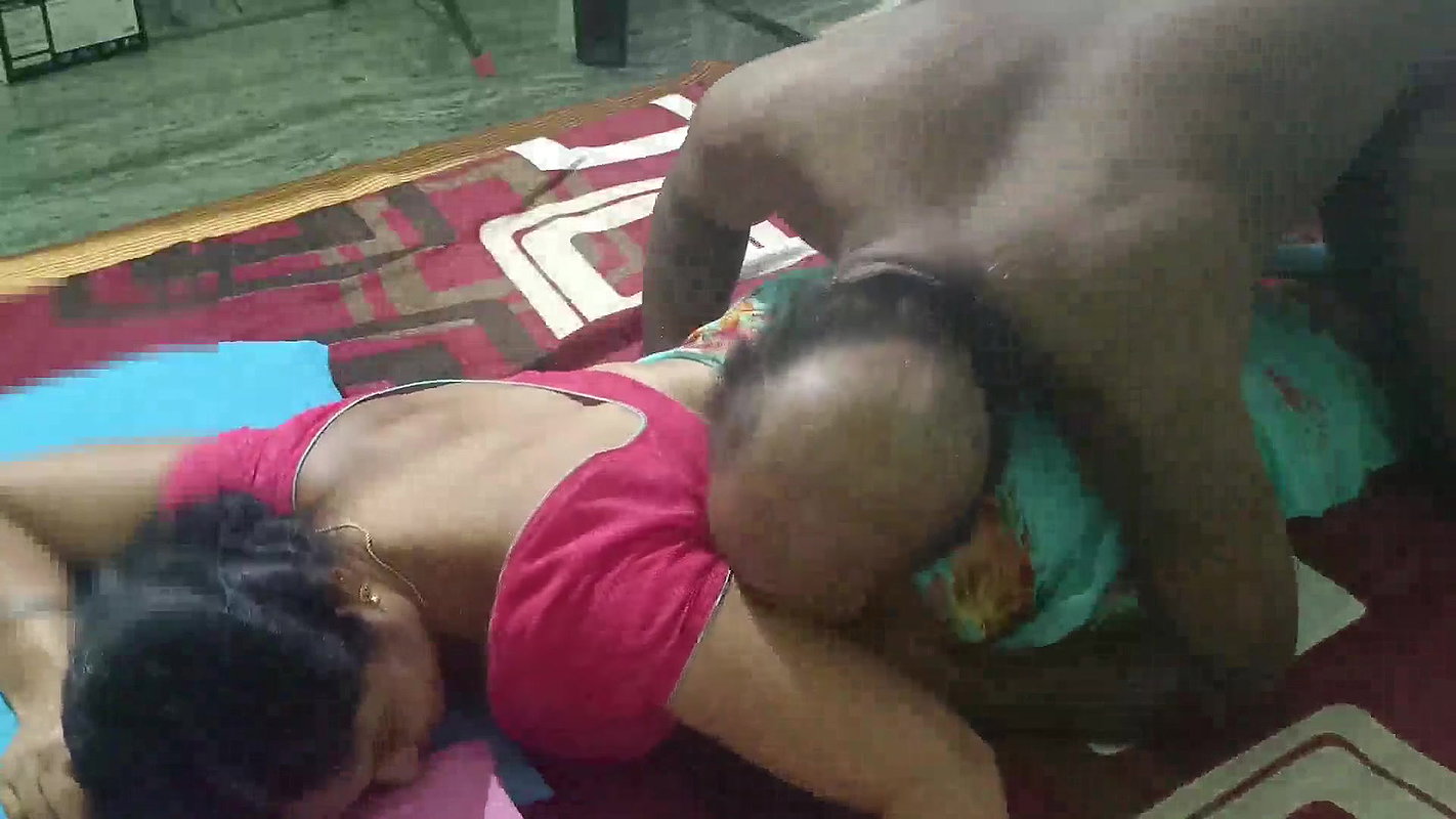 Desi Wife Fucked Father in law at Home