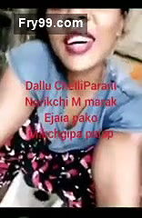 Desi Girl Showing her Pussy