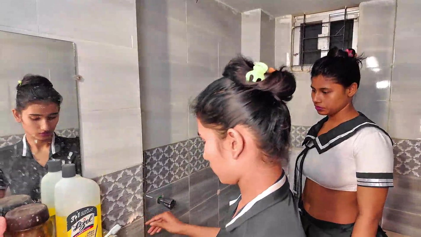 milf and teen babe fucked on turns threesome