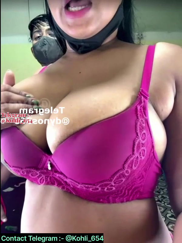 Smiley-diya-stripchat-ticket-show