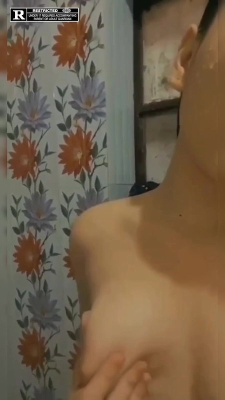 Curvy body desi bhabhi fingring nude