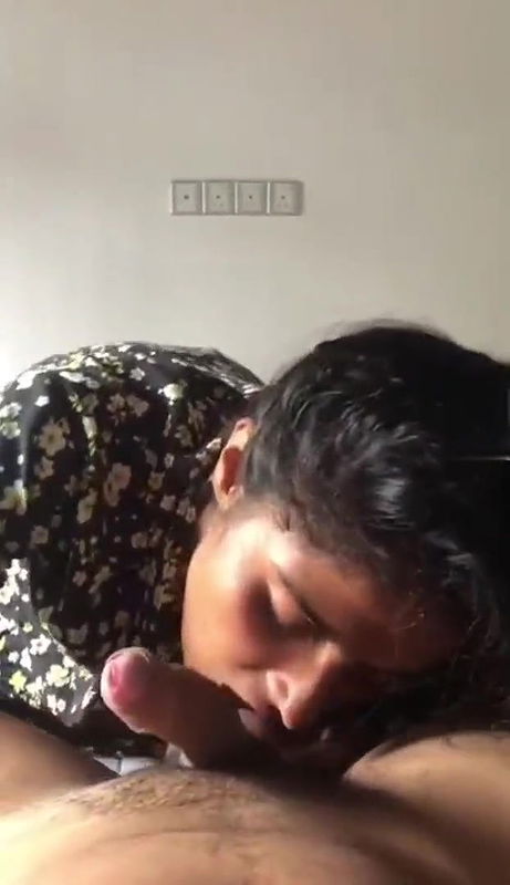 Lover recorded her sex fun time captures in snapchat holding bf dick