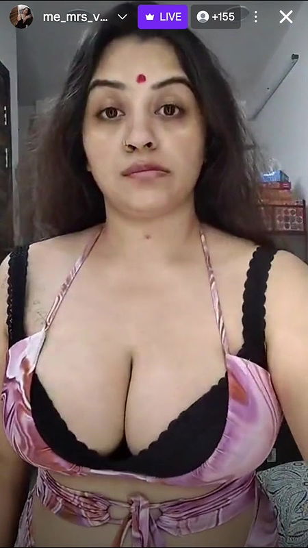 Desi Milf Vandana Pathak Hottest Live (Subscription) Part 1