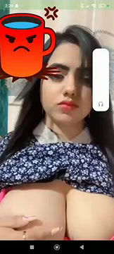 Tiktoker anisha mon showing and fingring