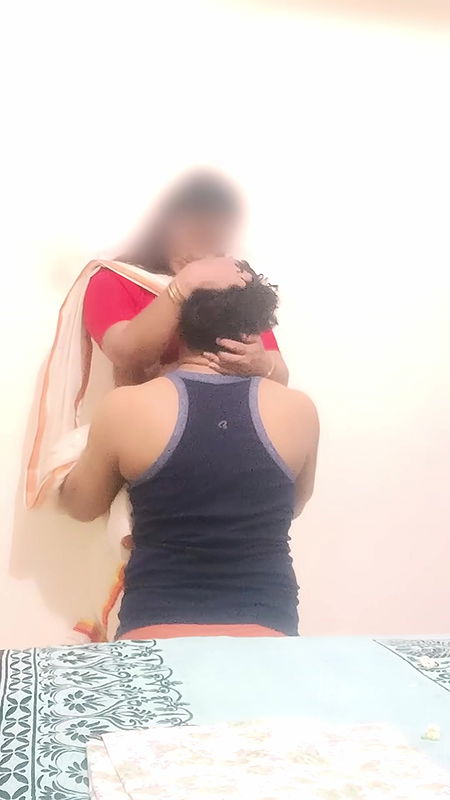 Mallu hot girl in sari Part