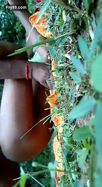 Desi lover fucking  Jungle