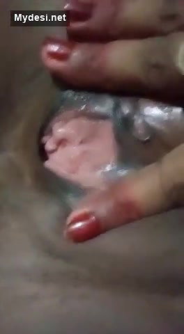 Desi village wife nice pussy