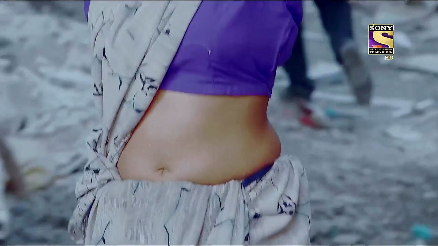 Sexy Navel Shows from old Crime patrol series