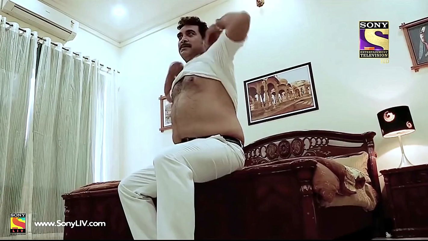 Trishna Mukerjee Sensous Scene-Crime patrol old