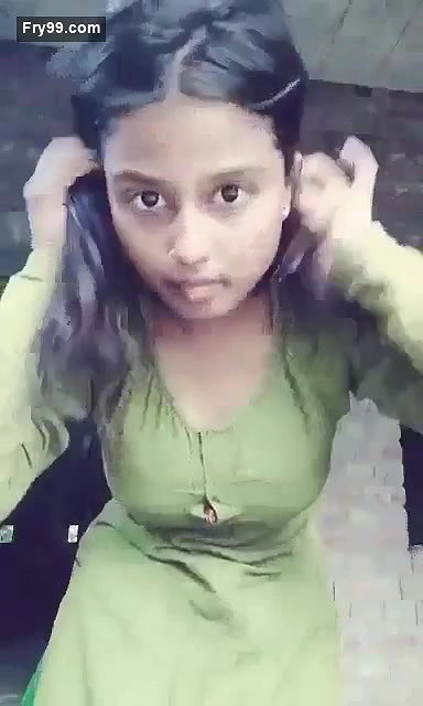 Girlfriend Getting Nude infront of Cam