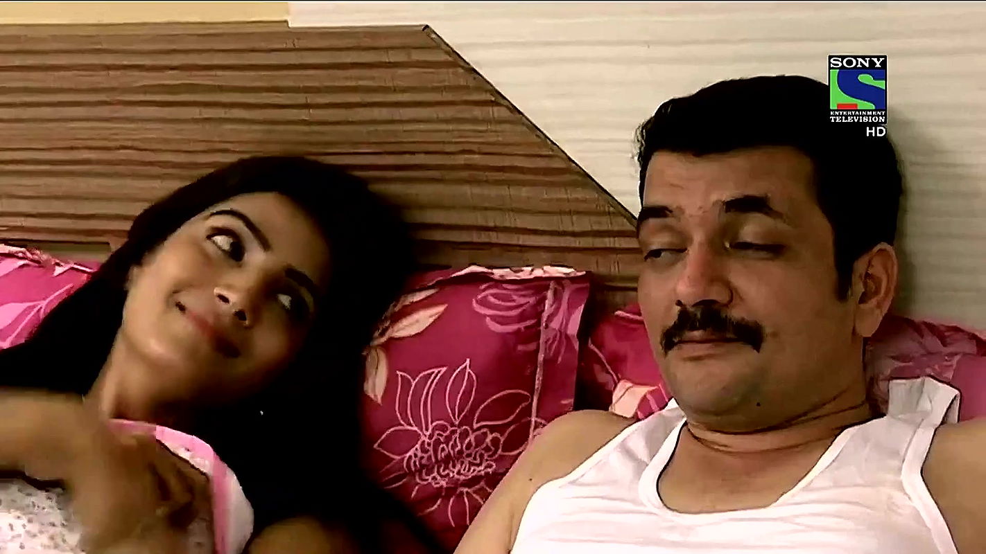 Hot lady sexy scene crime patrol