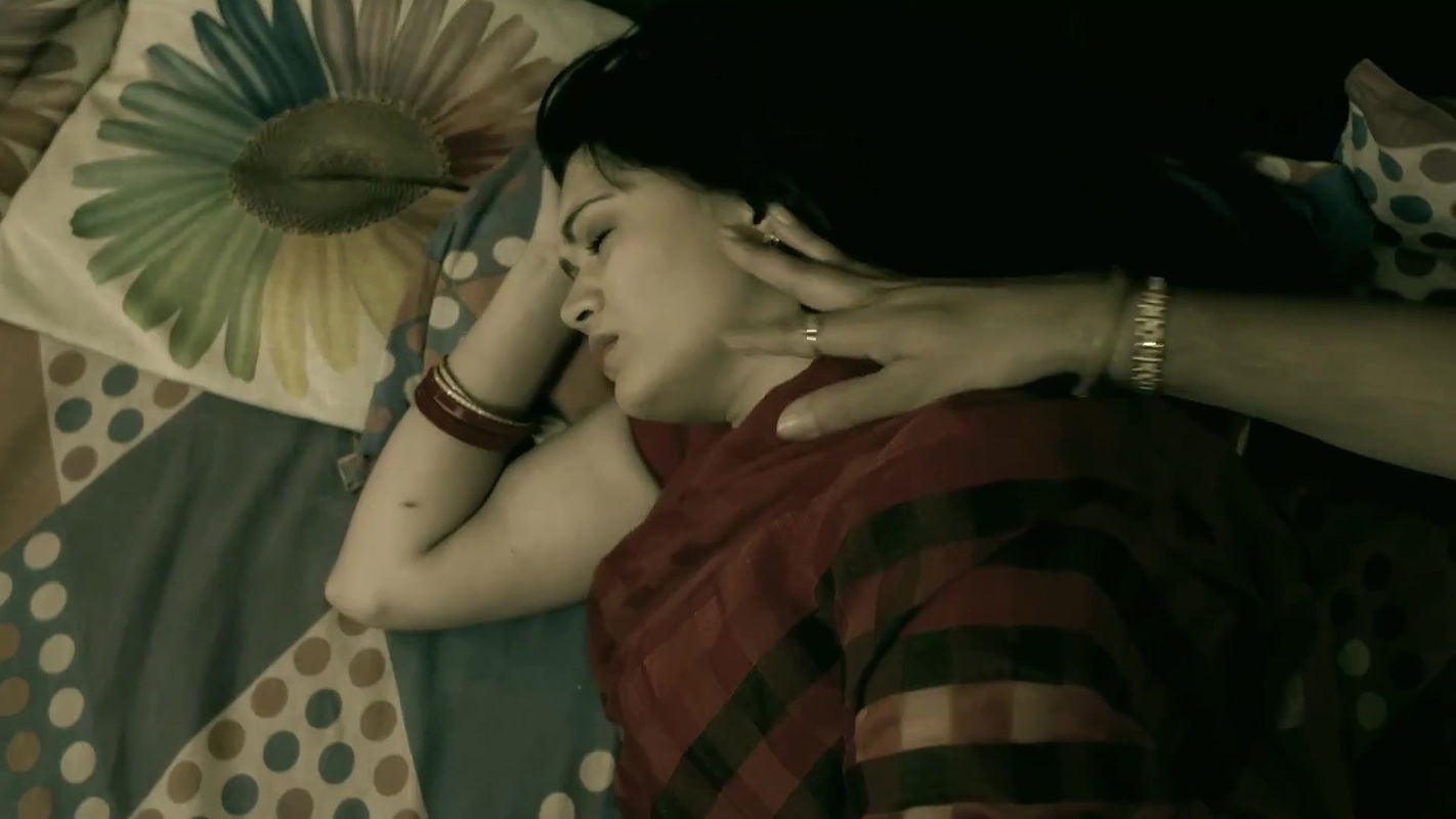 Hot Busty Lady from Crime Patrol