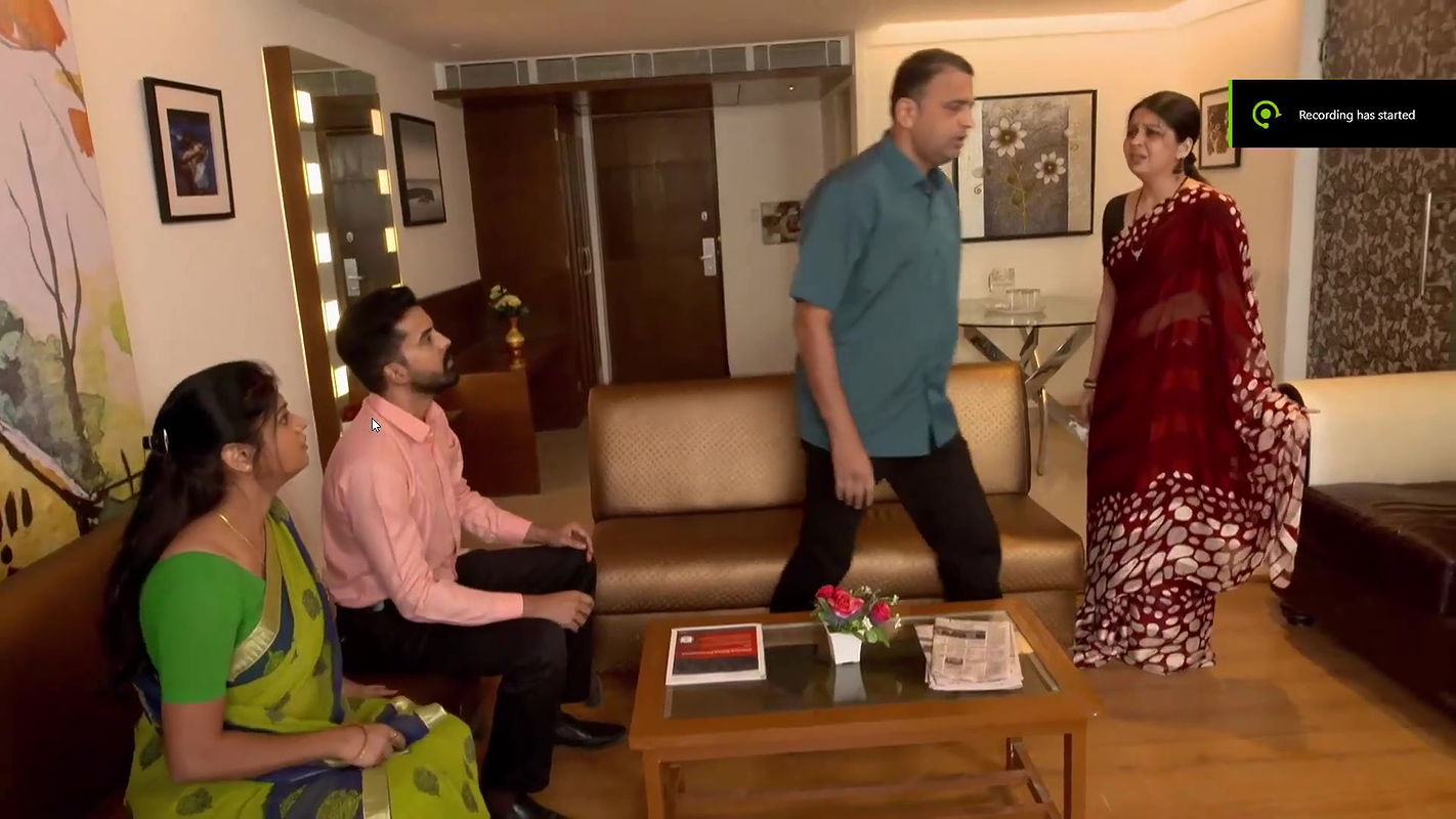 Hot lady from crime patrol