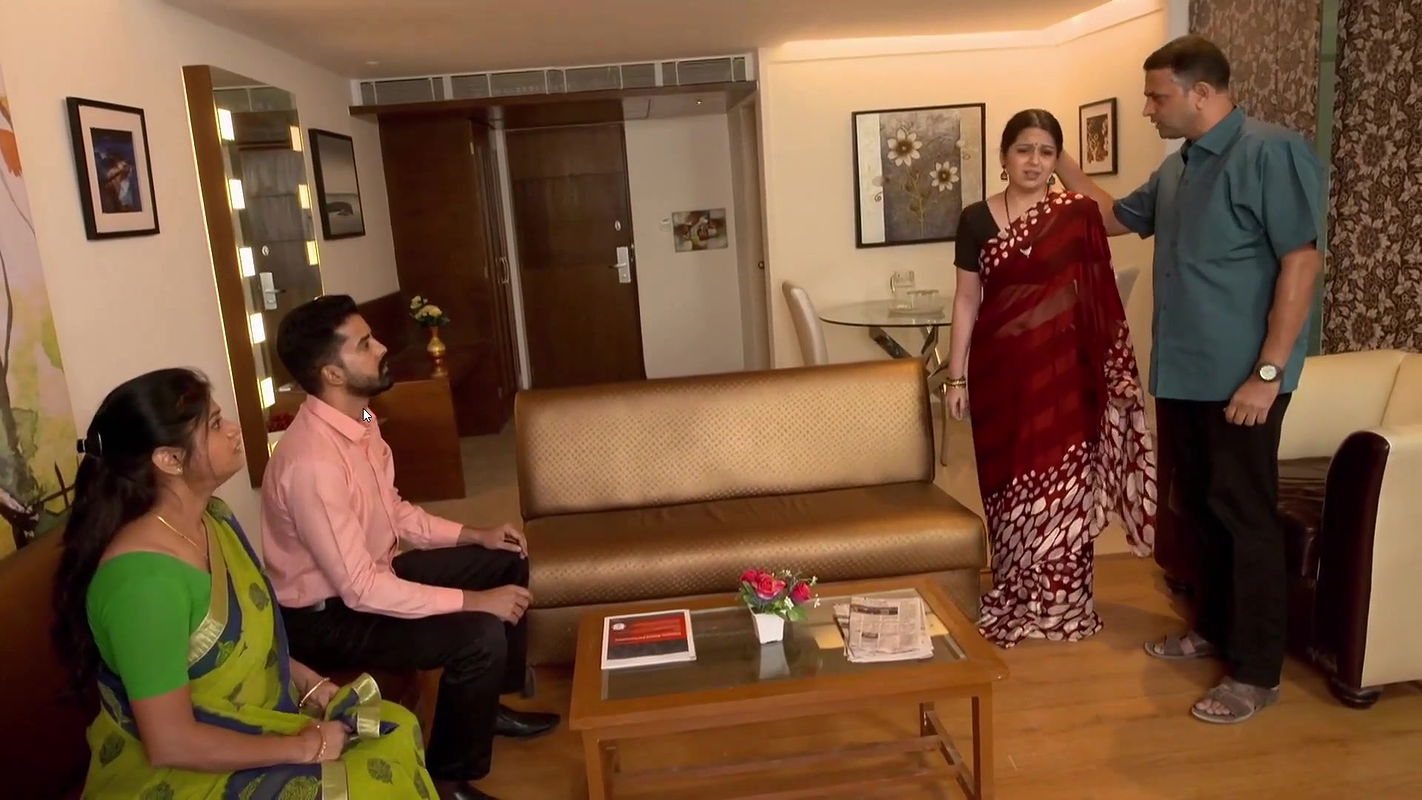 Hot lady from crime patrol