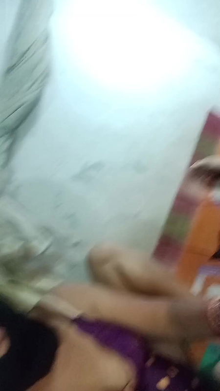 A Desi Housewife Calling A Barber For Trimming Her Pusssy Hair