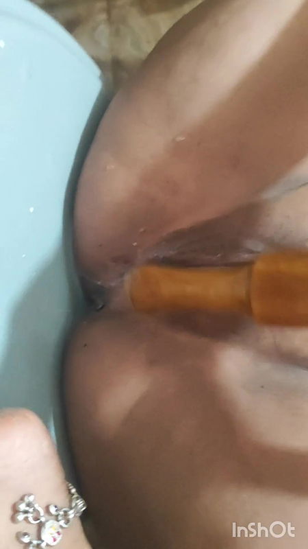 Desi bhabhi caught fingering pussy