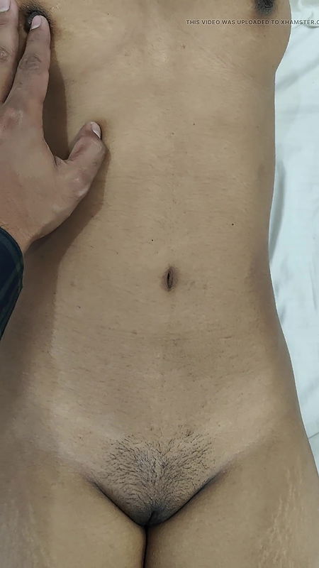 Indian girl with perfect curves and ass like latina 😍