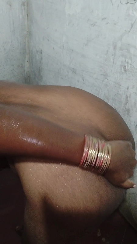 Canada House Wife Kavita Bhabhi Bath