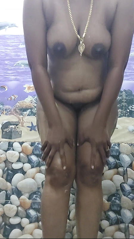 Tamil bath, Tamil ponnu dirty talk parunga enjoy parthy panunga