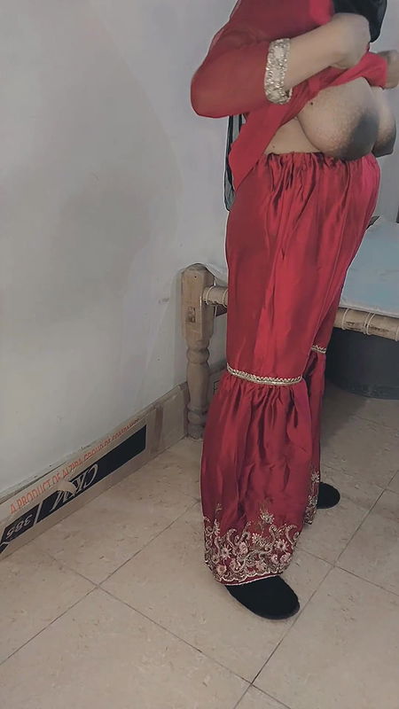 BIG BOOBS WALI AUNTY