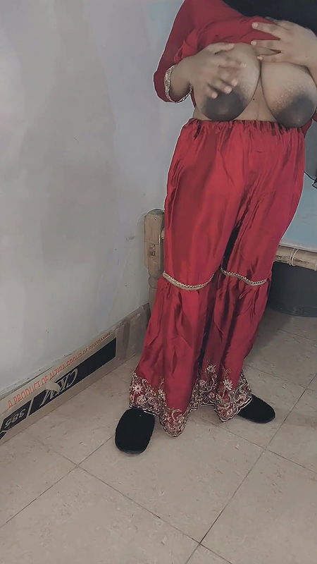 BIG BOOBS WALI AUNTY