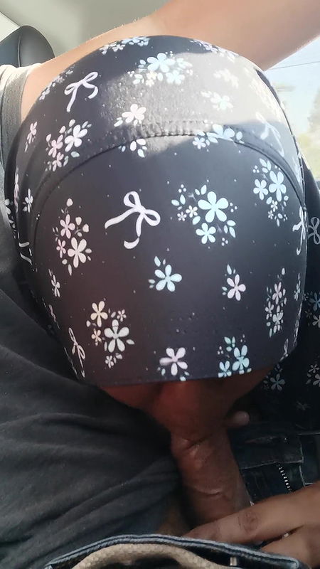 Teacher sucks a man’s cock while driving