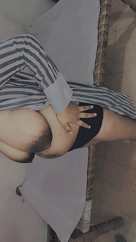 Roleplay Pakistani secretary gives me handjob in office