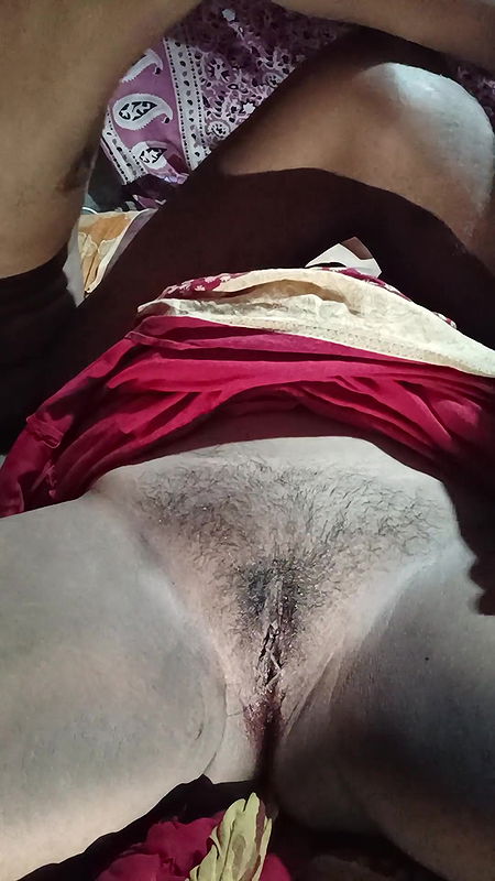 Beautiful bengali kamwali bhabhi