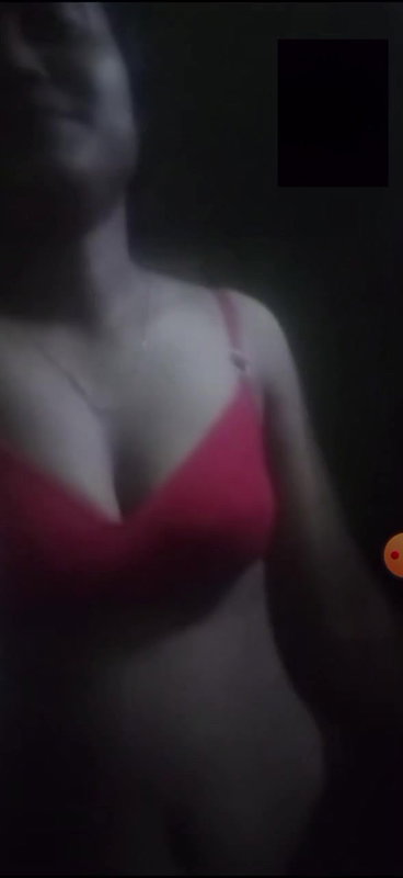 Bd Girl Showing Lover